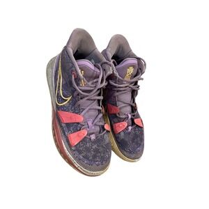 Nike Kyrie 7 Daughters Azurie Lilac
Melon Tint Mens Size‎ 9 women's